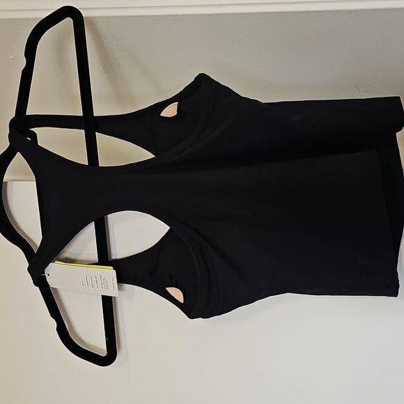 NWT All In Motion UPF 50+ Workout Rib Racerback Crop Tank Top Black XS - Picture 3 of 7